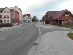 Neuer Radweg mit neuer Benutzungspflicht am Bahnhofsvorplatz
